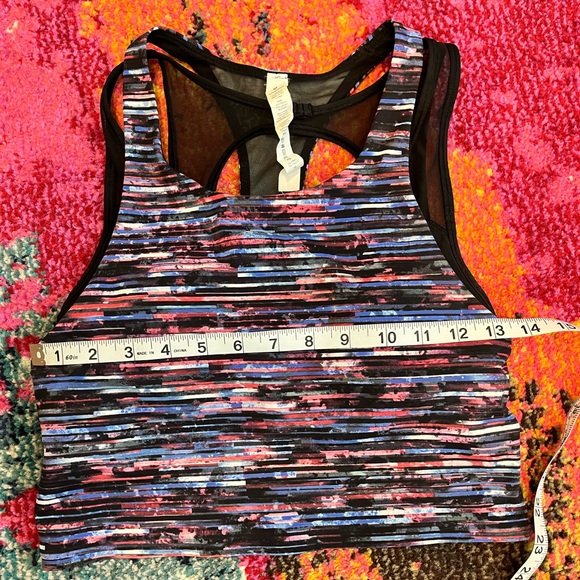 Lululemon Break Free Cropped Tank Size 6 - Picture 9 of 10